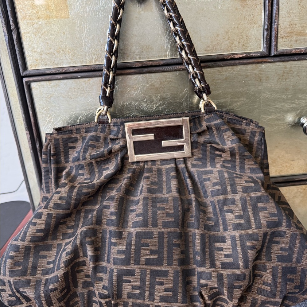 FENDI 
Zucca Mia Tote Tobacco - AUTHENTIC